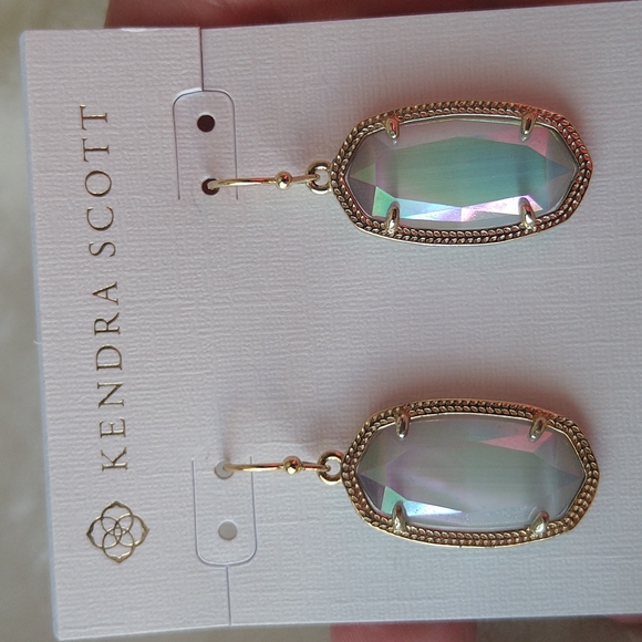 Kendra Scott | Iridescent Slate Gold Dani Earrings - Picture 3 of 10